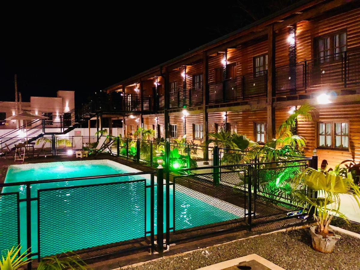 Hotel Alma Pura プエルト・イグアス エクステリア 写真