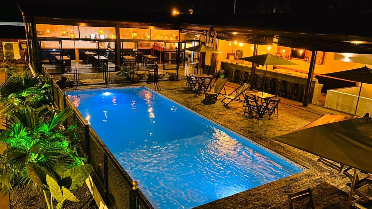 Hotel Alma Pura プエルト・イグアス エクステリア 写真